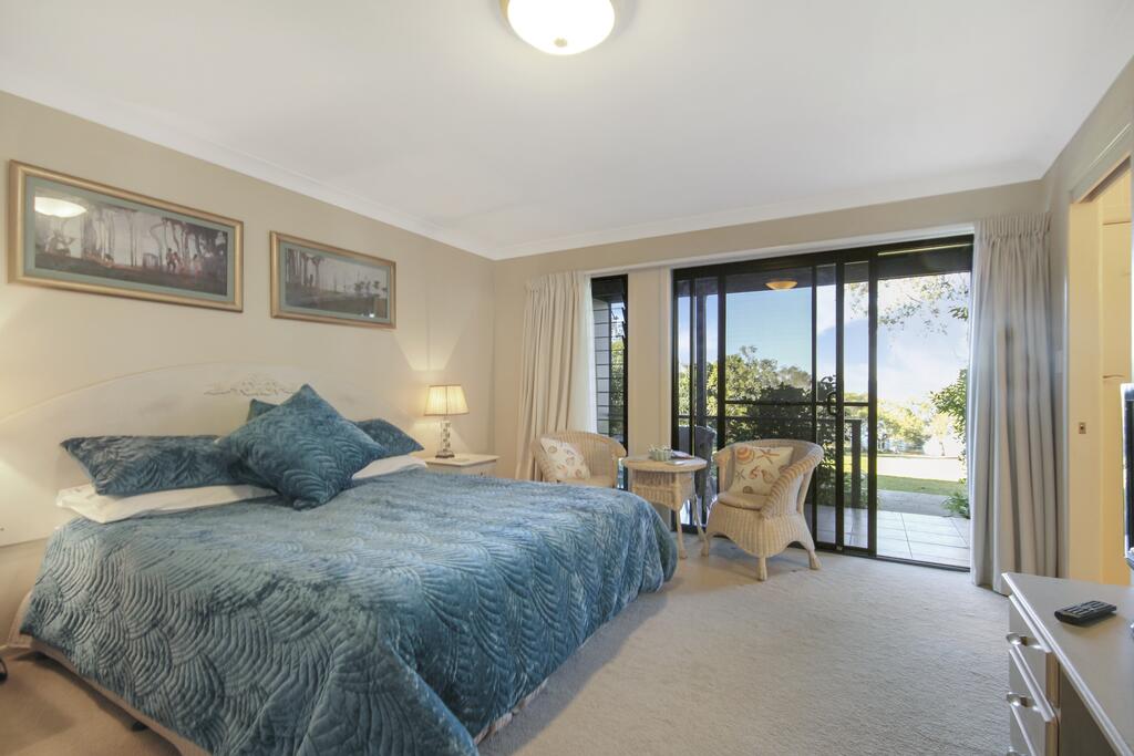 Macleay Island QLD Accommodation Gladstone