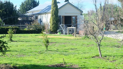 Yea Wood Duck Cabin - Accommodation Gladstone 3