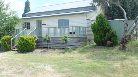 Yea Wood Duck Cottage - Accommodation Gladstone 2