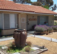 Yellow Gum Bed and Breakfast - Accommodation Gladstone