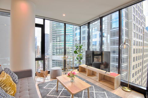 York & George - Accommodation Gladstone 0