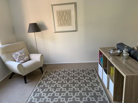 York Cosy Stays - Accommodation Gladstone 2
