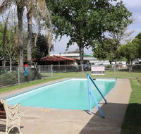 Young Caravan Park - Accommodation Gladstone