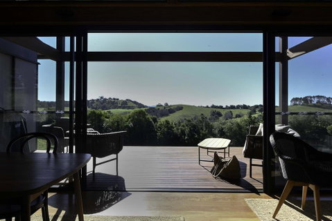 Your Luxury Escape - Carinya Cottages 2 - Accommodation Gladstone 0