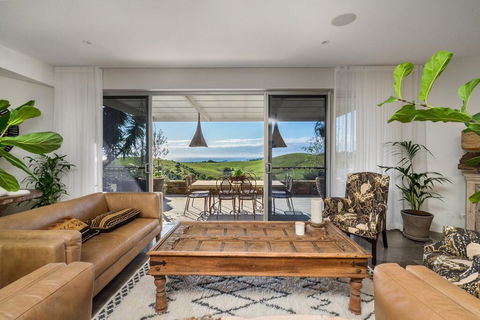 Your Luxury Escape - Horizon - Accommodation Gladstone 2