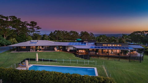 Your Luxury Escape - Illuka On Coopers - Accommodation Gladstone 0