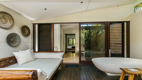 Your Luxury Escape - Iluka Pavilion 5 At Broken Head - Accommodation Gladstone 3