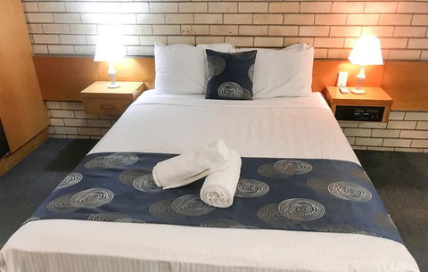 ZED MOTELS Tropical Gateway - Accommodation Gladstone 2