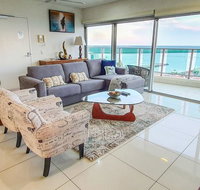 ZEN BY THE WATER - Darwin Premier Retreat - Accommodation Gladstone