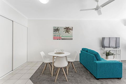 Zenith Unit 7 - Shoal Bay - Accommodation Gladstone 3