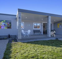 Zoo Villas  Villa Zebra - Central Wynyard - Accommodation Gladstone