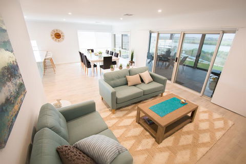 Serenity And Sweeping Murray River Views - Accommodation Gladstone 3