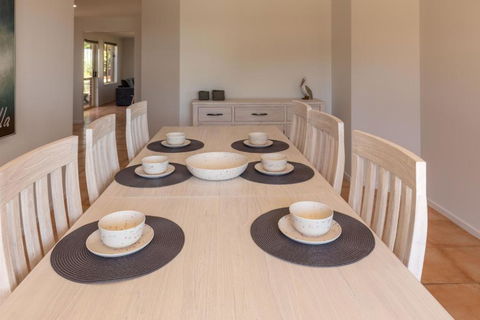 4 Pelican Court, Woodlane Mypolonga. - Accommodation Gladstone 1