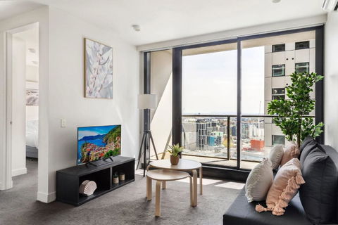A 2BR Apt Near Melbourne Central Amazing Views - Accommodation Gladstone 1
