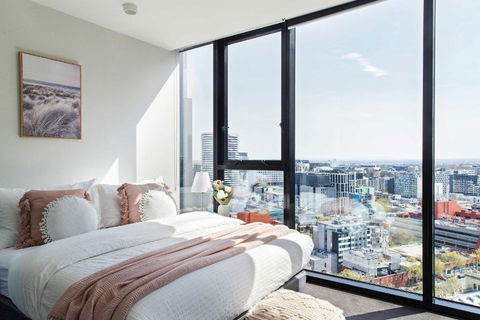 A 2BR Apt Near Melbourne Central Amazing Views - Accommodation Gladstone 4