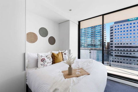 A 2BR Apt Near Shrine Of Remembrance FREE Parking - Accommodation Gladstone 1