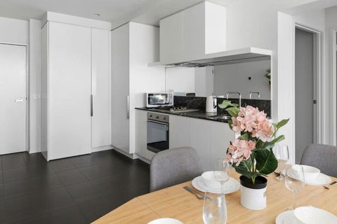 A 2BR Apt Near Shrine Of Remembrance FREE Parking - Accommodation Gladstone 4