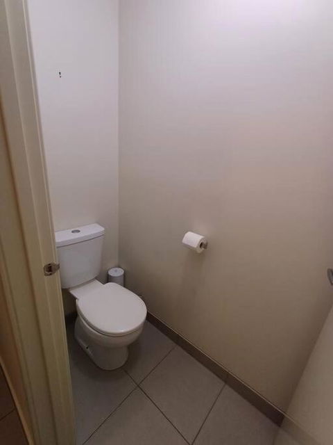 A Beautiful And Spacious Home. - Accommodation Gladstone 4