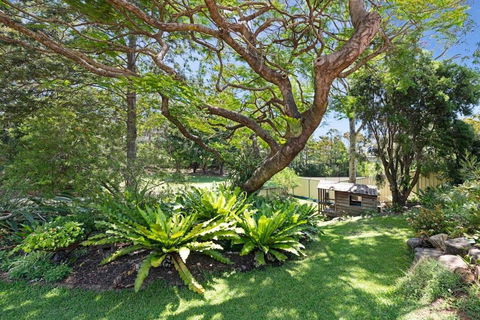 A Charming Queenslander - Accommodation Gladstone 1