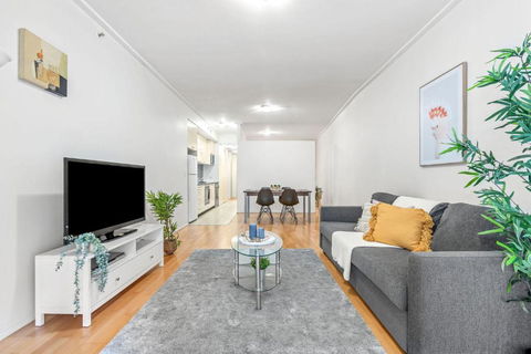 A Chic Studio Right Next To Darling Harbour - Accommodation Gladstone 0