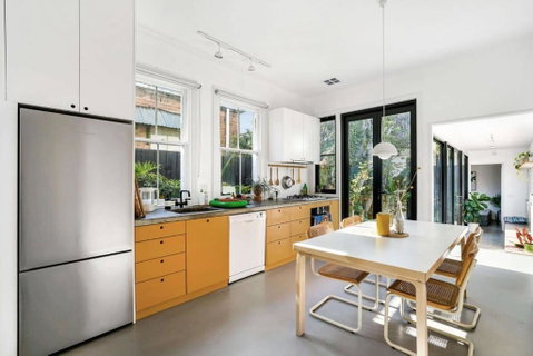 A Designer Terrace House By Edinburgh Gardens - Accommodation Gladstone 1