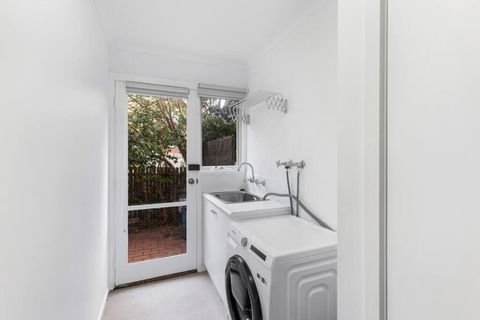 A Home Away From Home In Geelong - Accommodation Gladstone 2