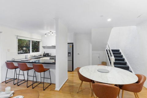 A Home Away From Home In Geelong - Accommodation Gladstone 3