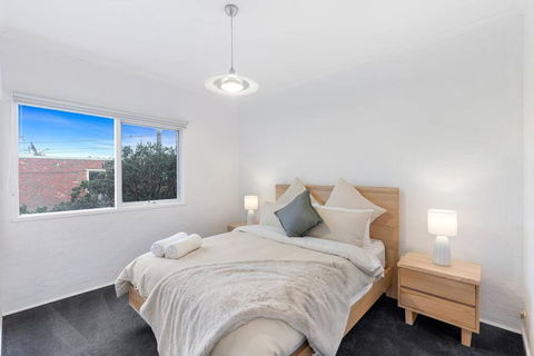 A Home Away From Home In Geelong - Accommodation Gladstone 4