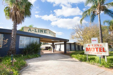 A Line Motel - Accommodation Gladstone 0