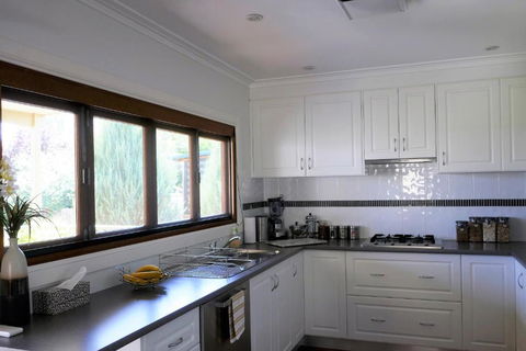 A Market Place Mudgee - Accommodation Gladstone 4