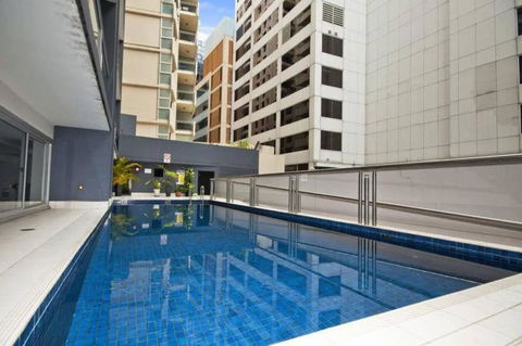 A Modern Studio For 6 Next To Darling Harbour - Accommodation Gladstone 2