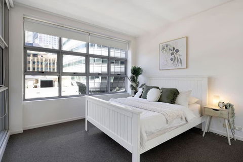 A Stylish & Bright Suite Next To Darling Harbour - Accommodation Gladstone 0