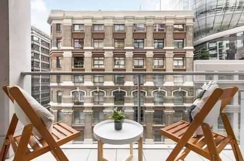 A Stylish & Cozy Studio Next To Darling Harbour - Accommodation Gladstone 3