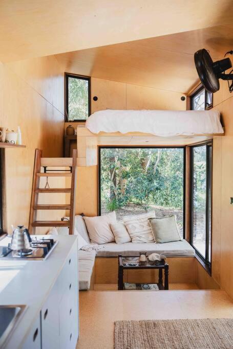 A Tamed Wilderness - Accommodation Gladstone 4