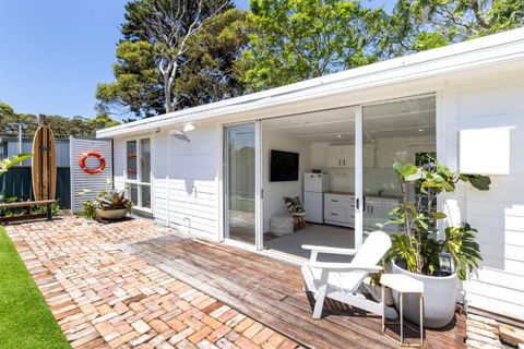 A Touch Of Paradise - House And Granny Flat - 4 Mins Walk To Callala Beach - Accommodation Gladstone 0