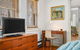 A1 Art Deco 2 Bedroom Apt Sleeps 5 Nimmo1 - thumb 4