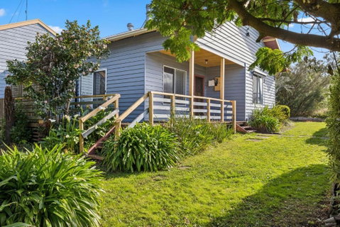Abbott Abode - Accommodation Gladstone 0