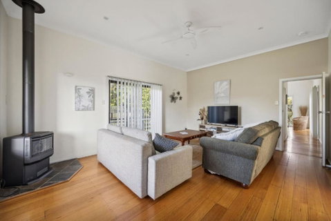 Abbott Abode - Accommodation Gladstone 2