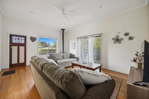 Abbott Abode - Accommodation Gladstone 3