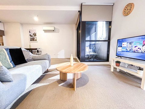 Abeckett St 1br1ba Studio Wifi Balcony - Accommodation Gladstone 0