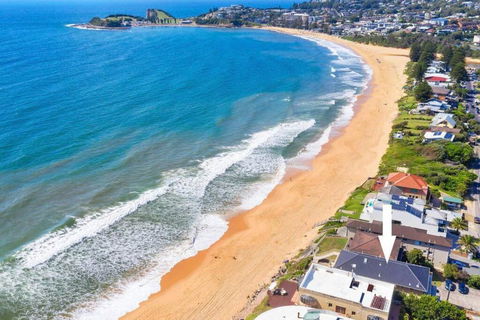 Absolute Beachfront Surf Unit In Terrigal/Wambi - Accommodation Gladstone 0