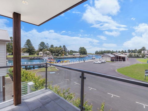 Absolute - Accommodation Gladstone 2