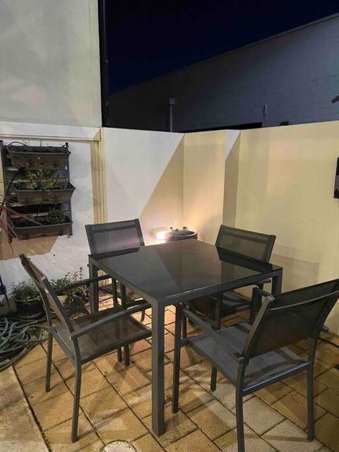 Access To All CBD Has To Offer - Accommodation Gladstone 2