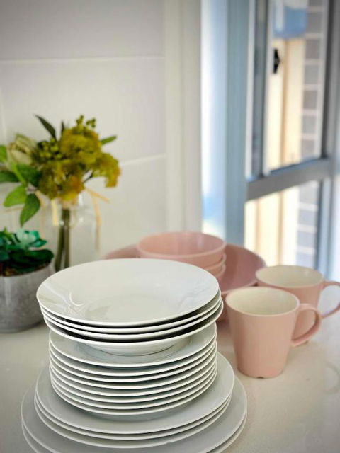 Adorable Modern 4 Br House WiFi & Parking - Accommodation Gladstone 3