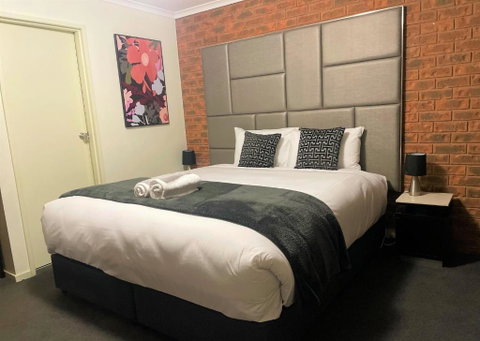 Advance Motel - Accommodation Gladstone 4