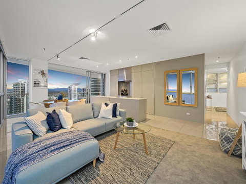 Air On Broadbeach - Accommodation Gladstone 3