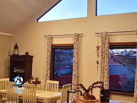A Beautiful New Property, Walking Distance To The Beach In Esperance WA! - Accommodation Gladstone 3