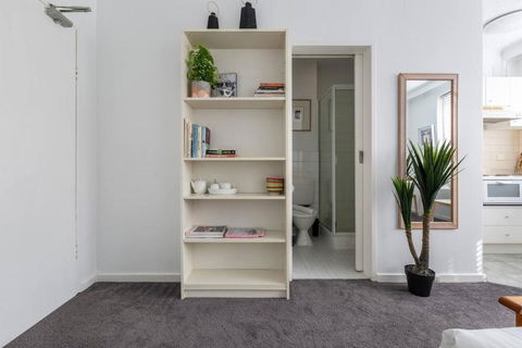 Acland Central Studio - A Cosy St Kilda Escape - Accommodation Gladstone 1