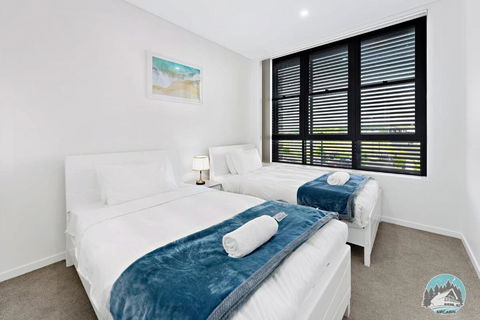 Aircabin - Shell Cove - Next To Marina - 2BR Apt - Accommodation Gladstone 2
