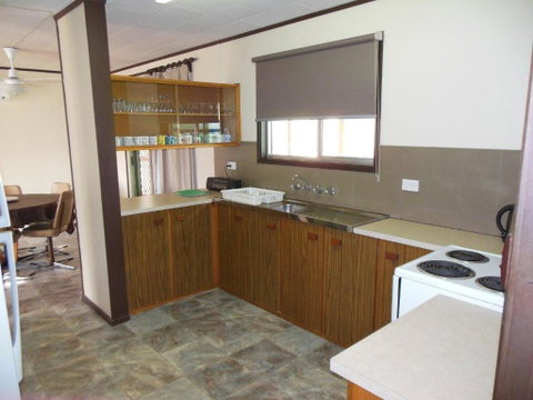 All Decked Out In Edithburgh - Accommodation Gladstone 1